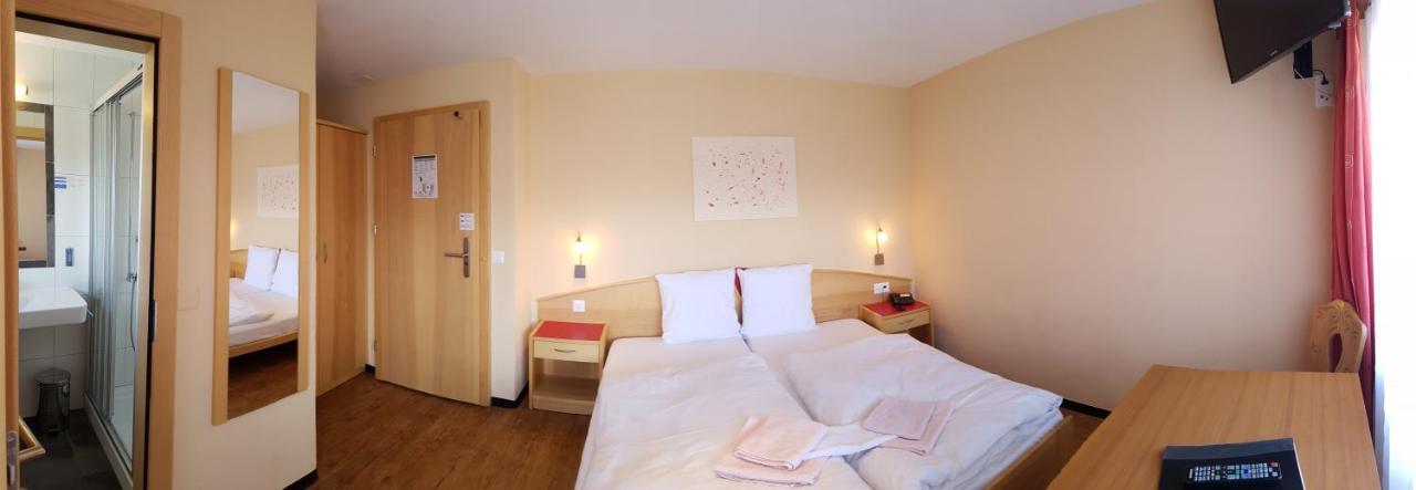 Hotel Europa Guest House ซาสฟี ภายนอก รูปภาพ